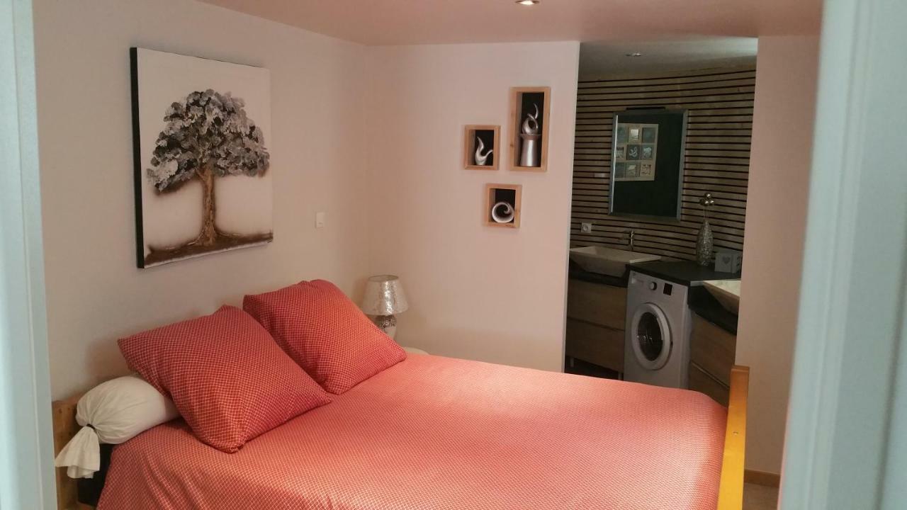 Les 3 Marguerites Apartment Luzenac Ngoại thất bức ảnh