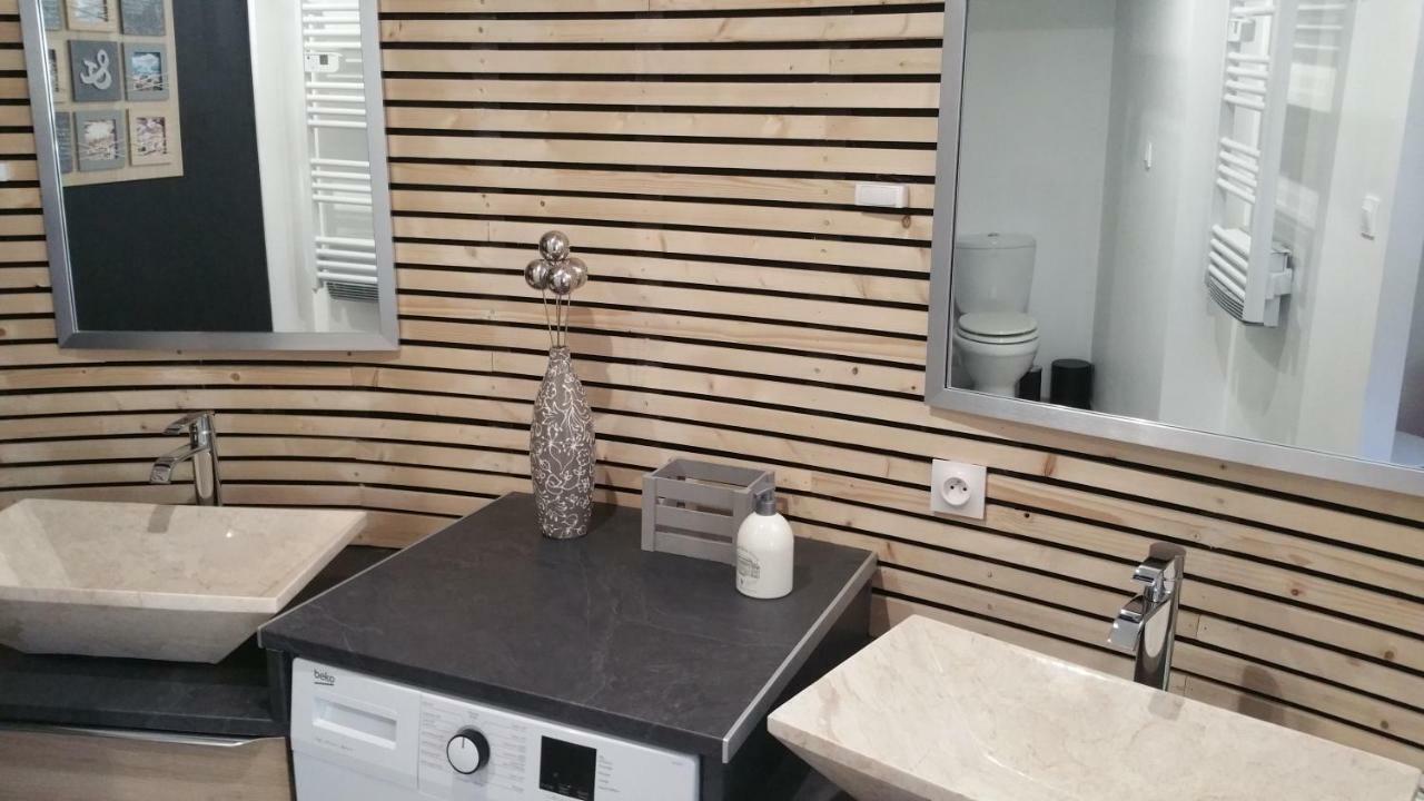 Les 3 Marguerites Apartment Luzenac Ngoại thất bức ảnh